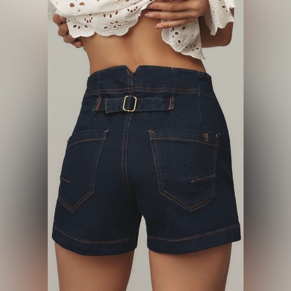 The Kit High Rise Utility Shorts by Pilcro
Anthropologie
In: Dark Denim - Picture 2 of 5